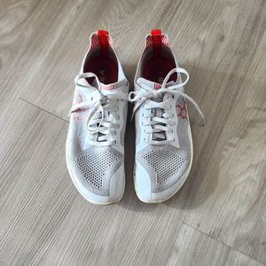 Vivobarefoot Geo Racer Knit Ladies EU39, White with Orange accents